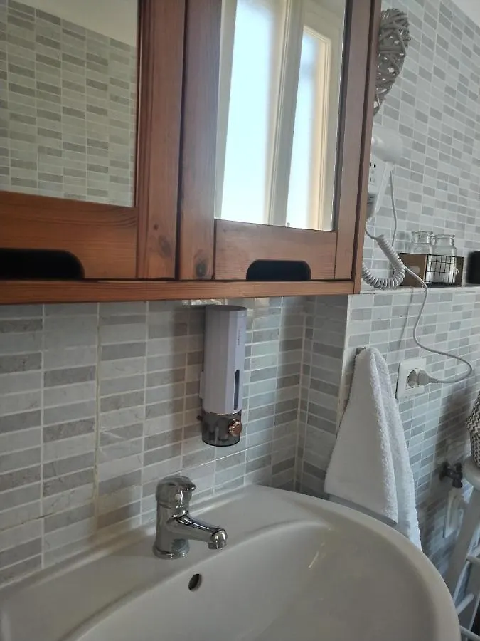 Toscanelli Room Lido di Ostia 0*,  Italien